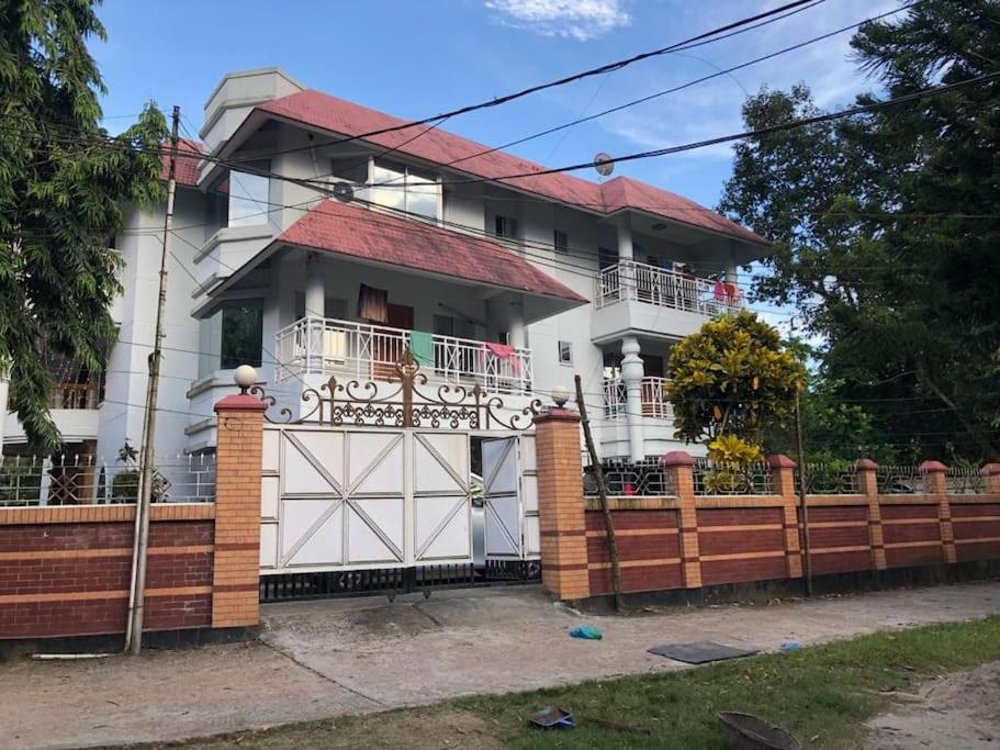 Subhani Aysha Palace Luxury Apartment Sylhet
