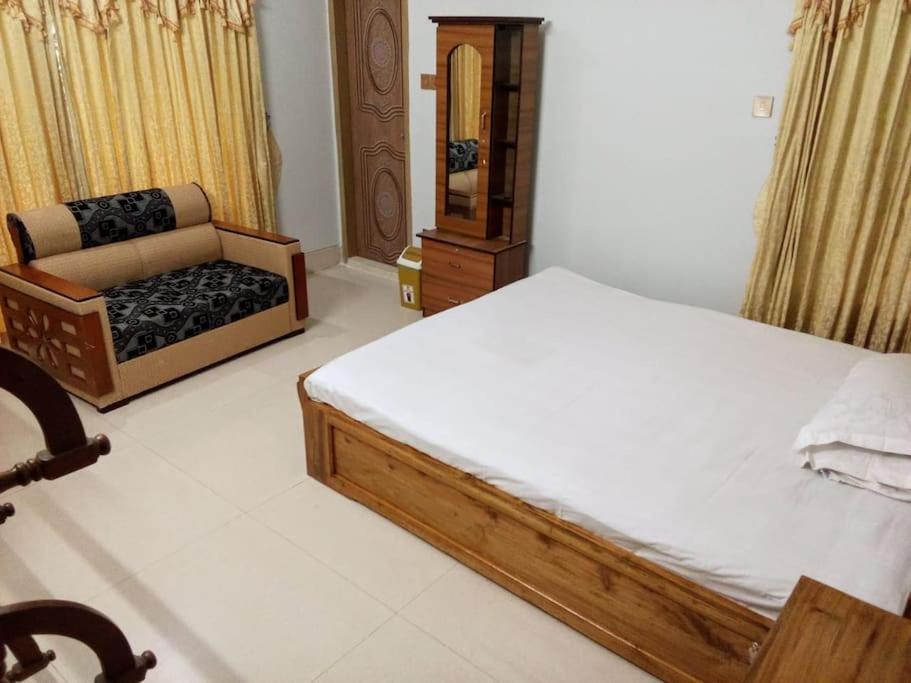 Subhani Aysha Palace Luxury Apartment Sylhet