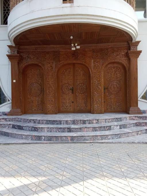 Subhani Aysha Palace Luxury Apartment Sylhet
