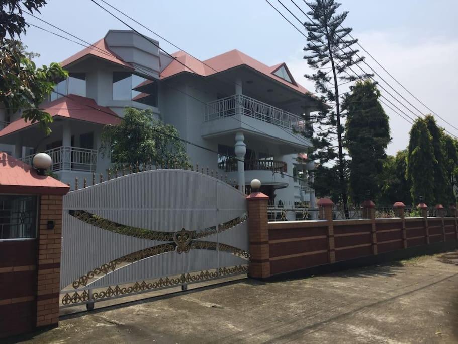 Subhani Aysha Palace Luxury Apartment Sylhet
