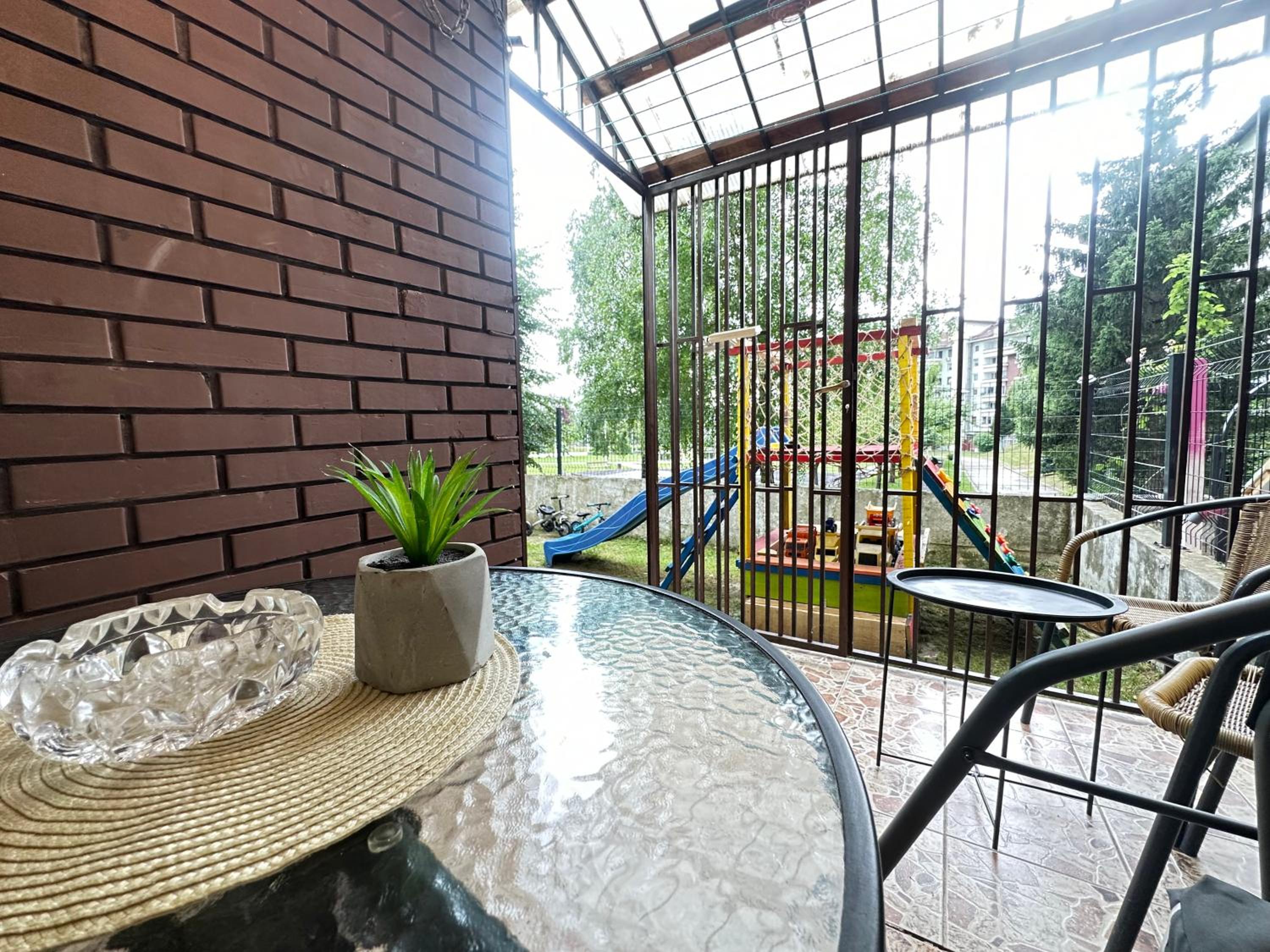 Apartment Dedic with Garden