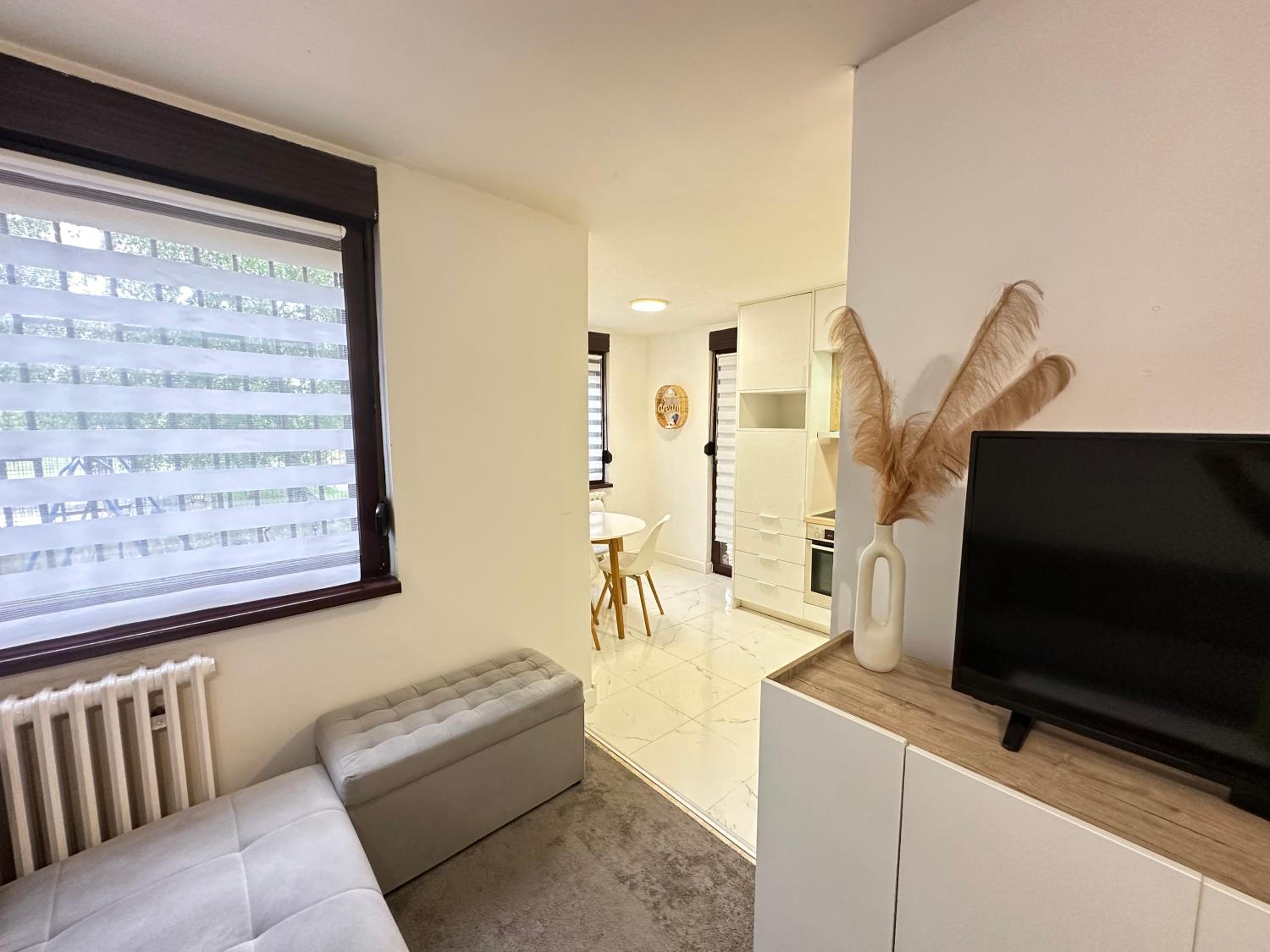 Apartment Dedic with Garden
