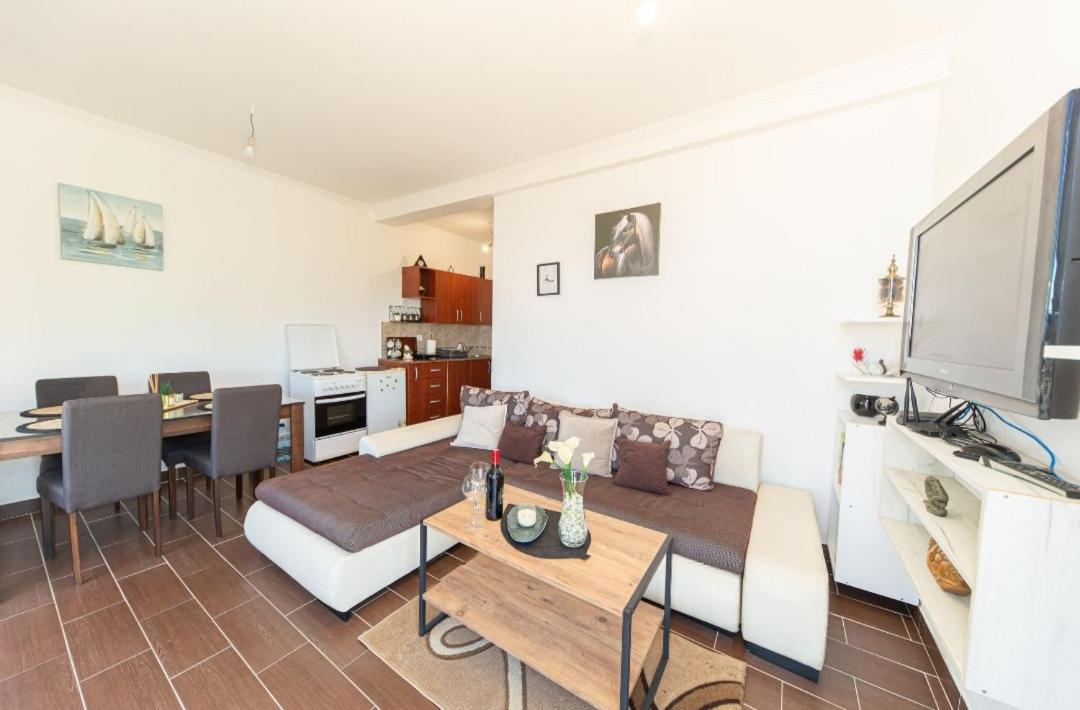 Apartments Viktor