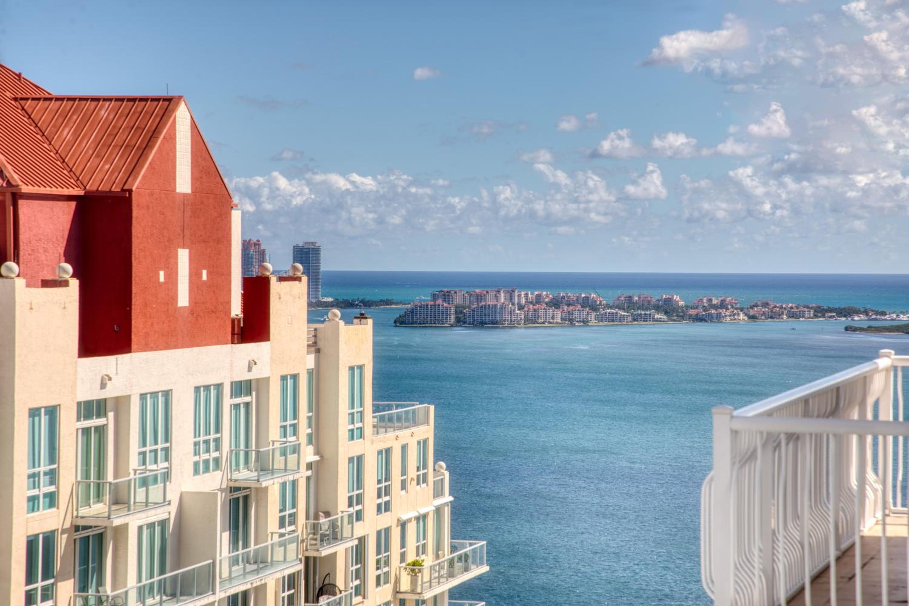 Hotel Oceanside Penthouse Apartment In Brickell Miami, Pool, Free Parking