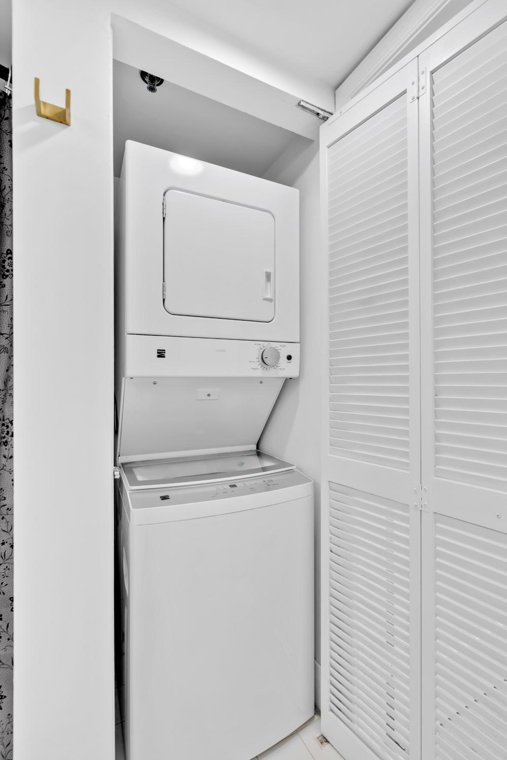 Oceanside Penthouse Apartment in Brickell Miami, Pool, Free Parking