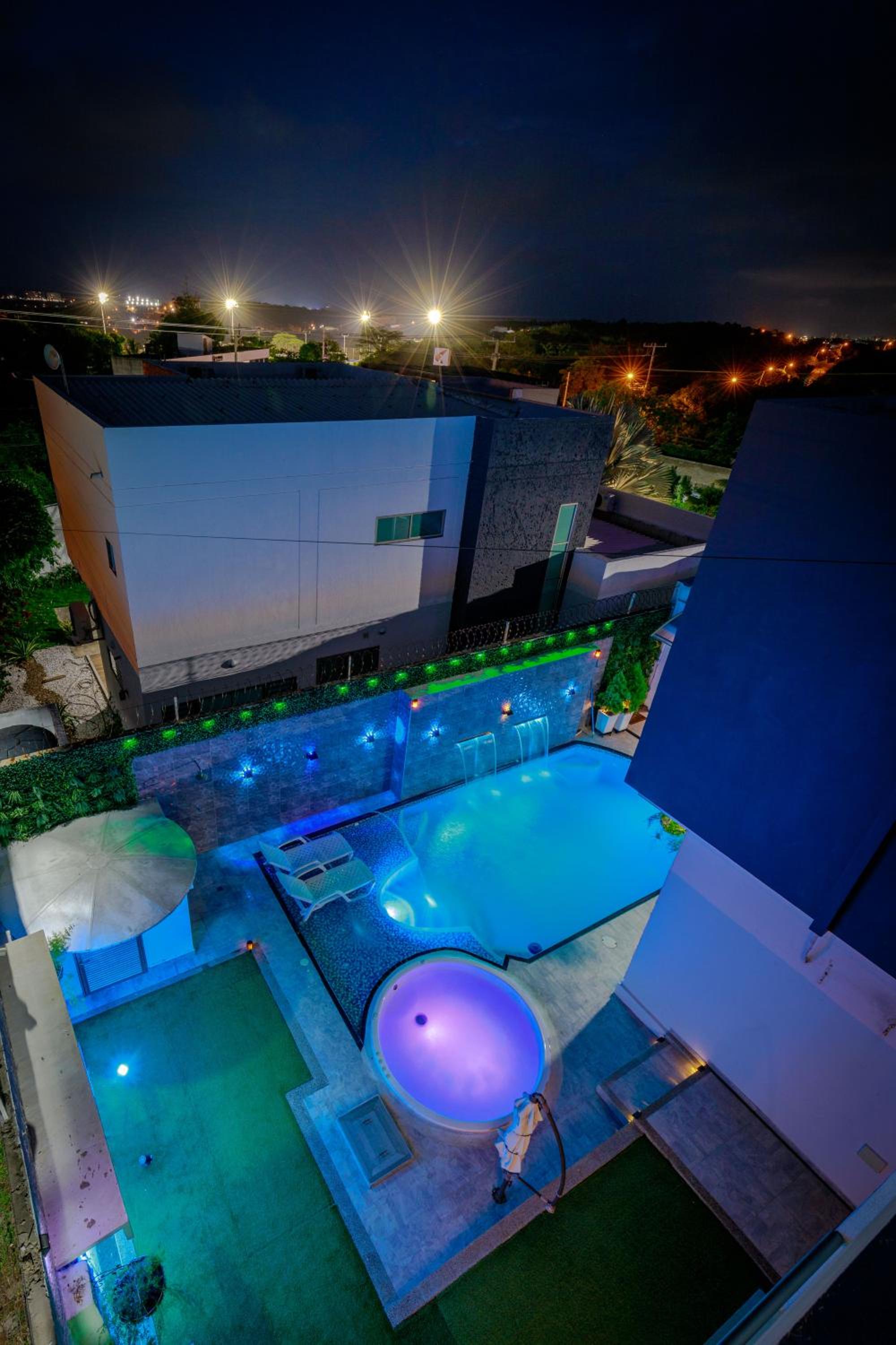Studio at the Resort Residence 2