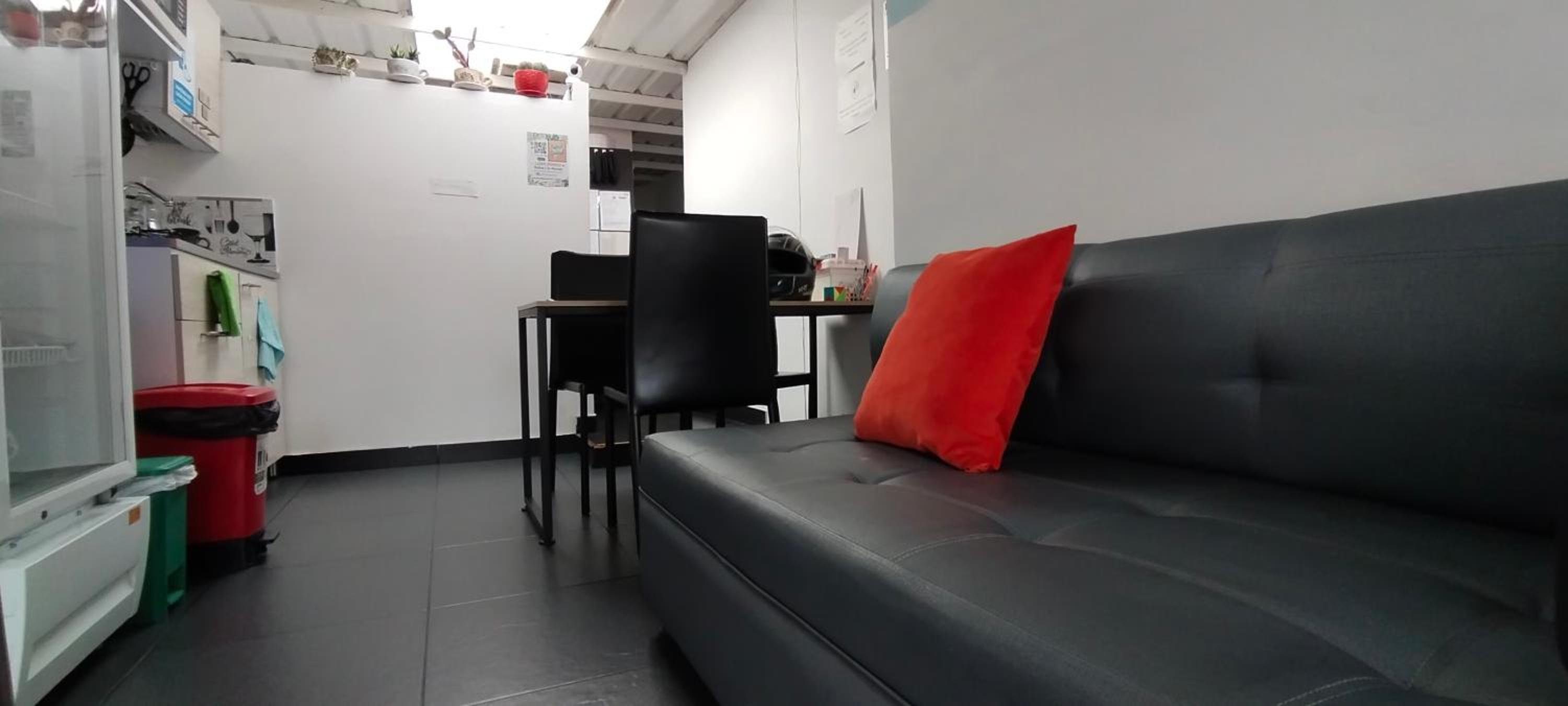 Hostel Metro Floresta Alojamiento