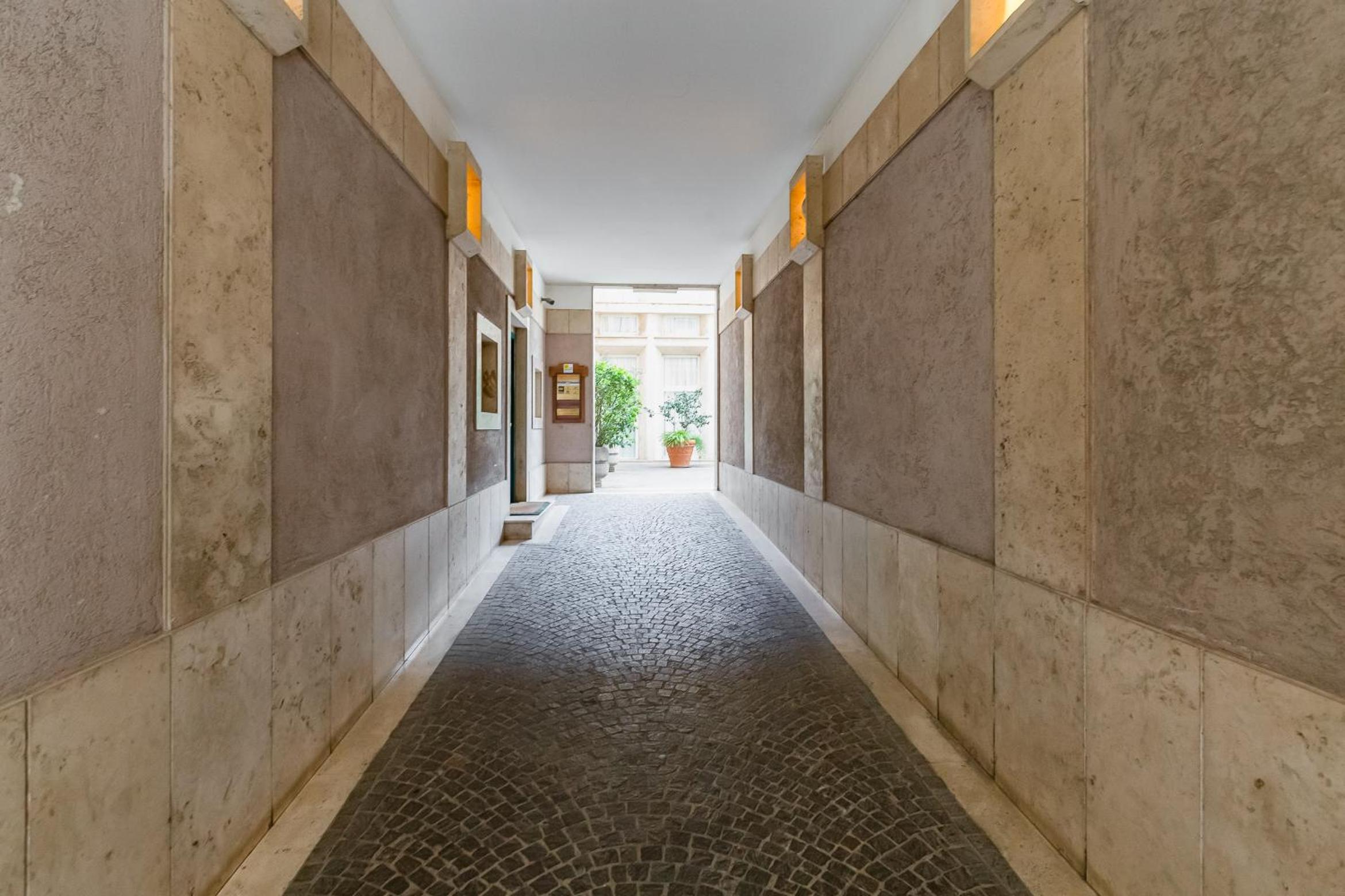 NEXT TO SPANISH SQUARE - RomeDreamHome