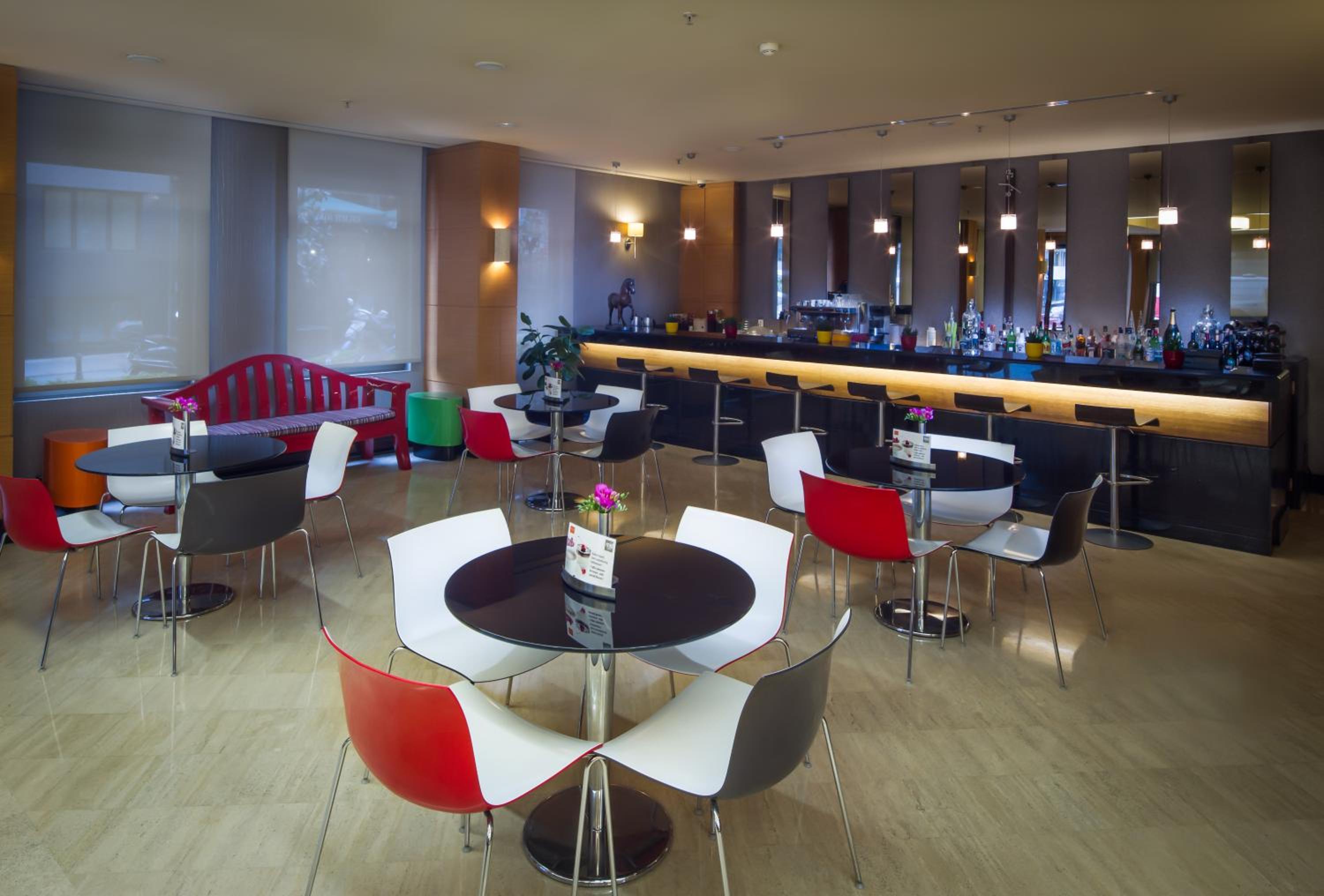 Midtown Hotel