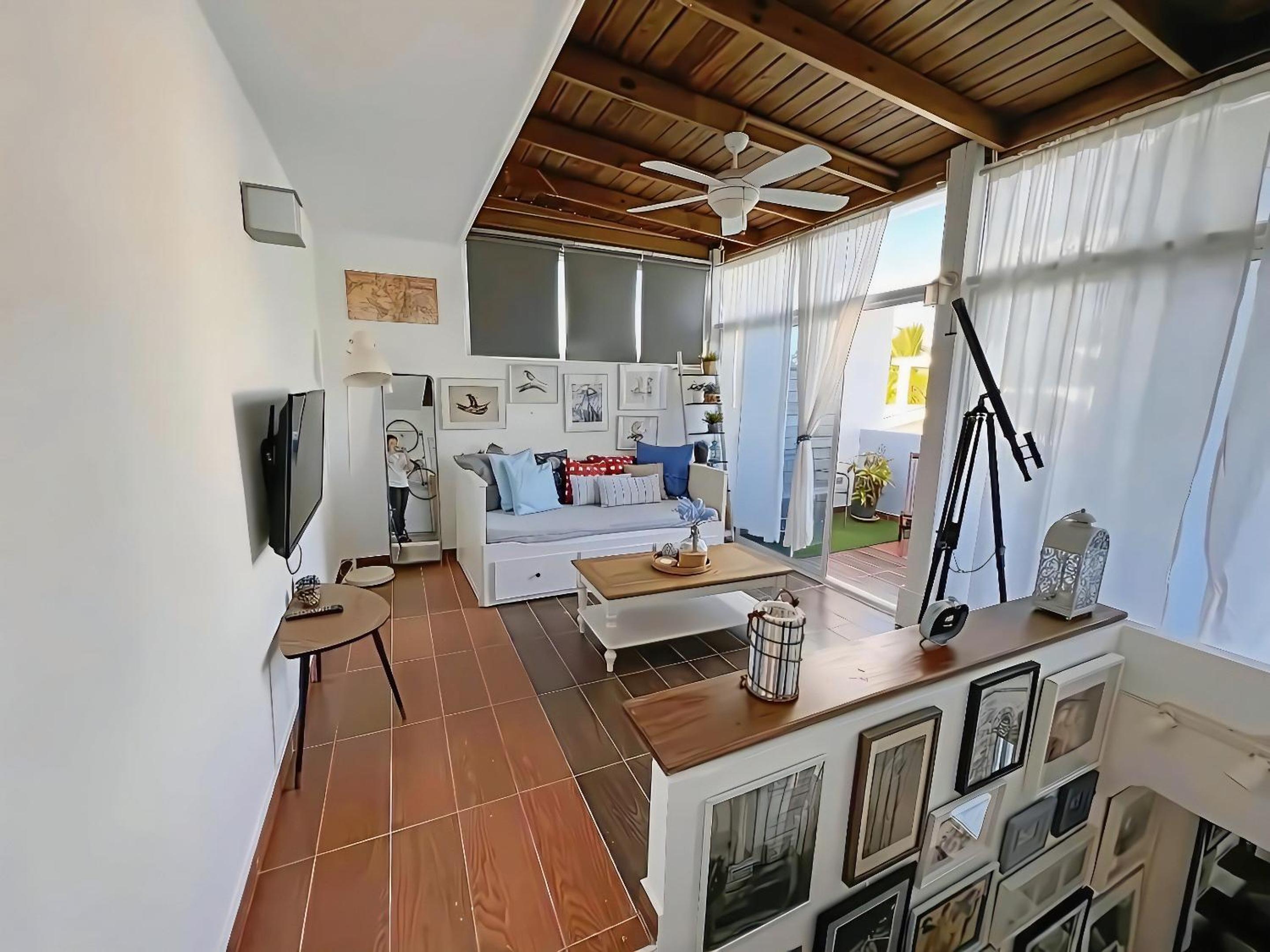Duplex,near the Beach plus airport
