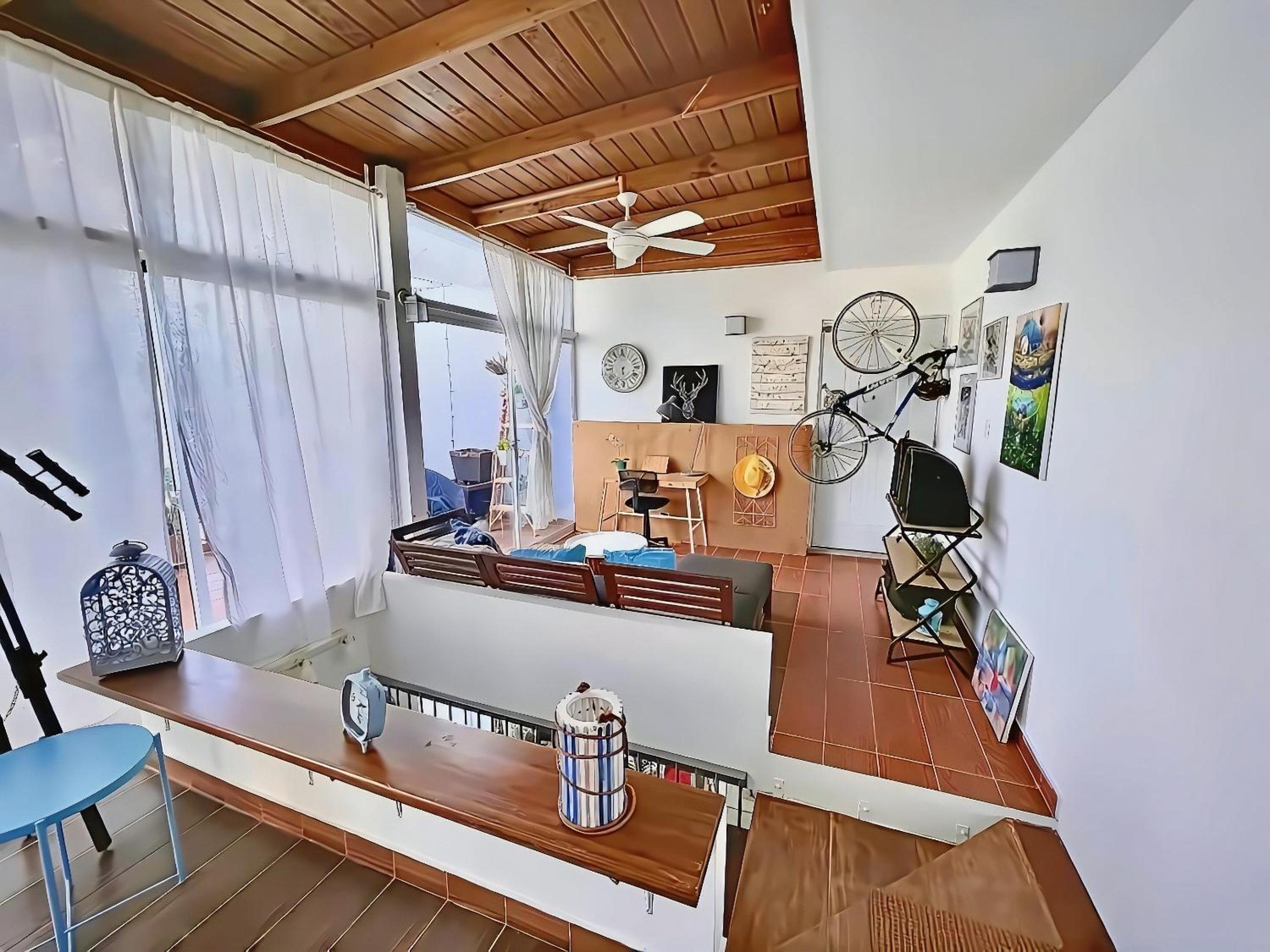Duplex,near the Beach plus airport