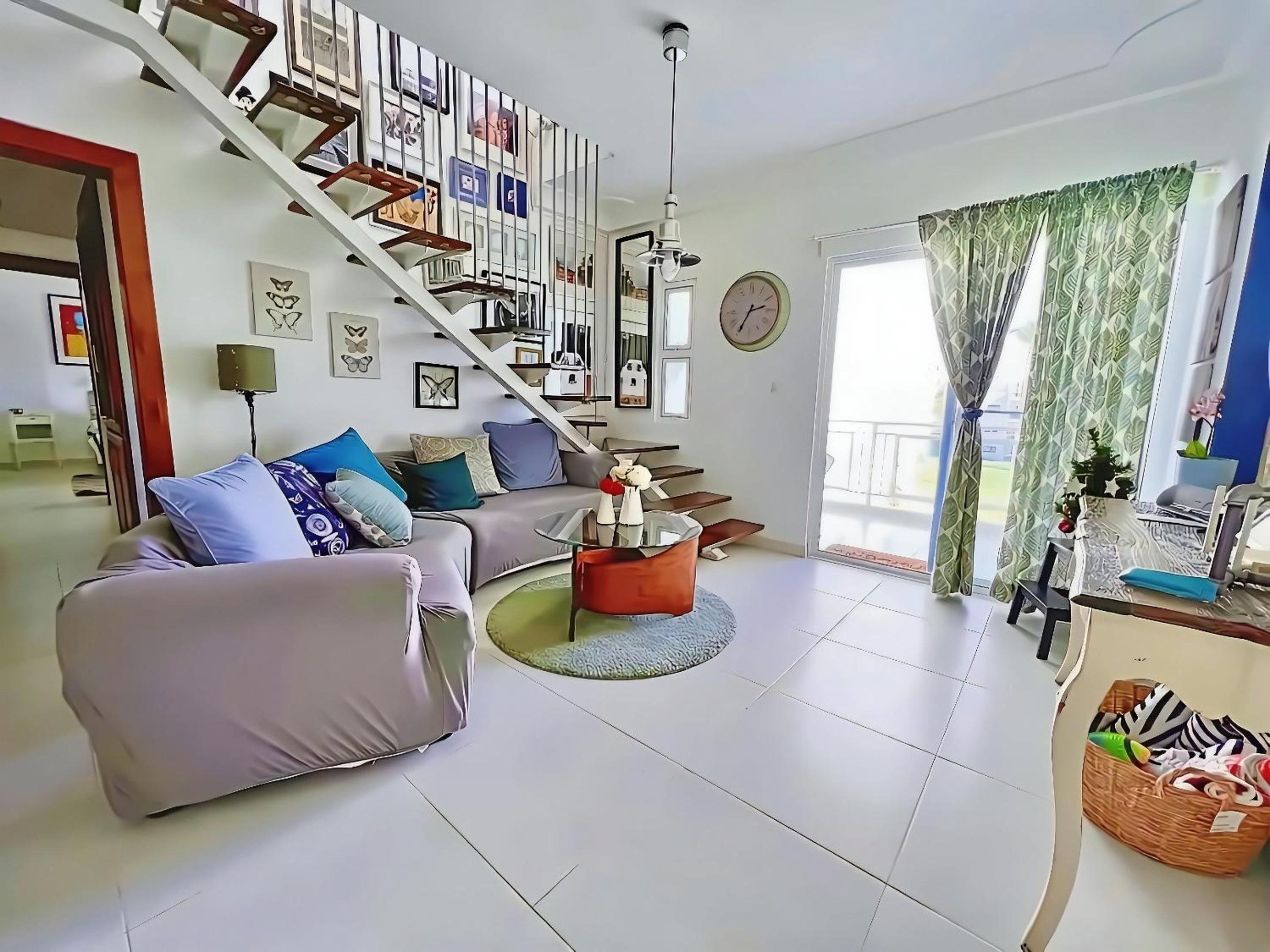 Duplex,near the Beach plus airport