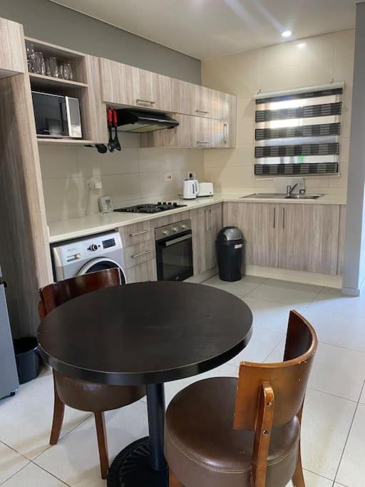 1 bedroom flat next to Grandpalm