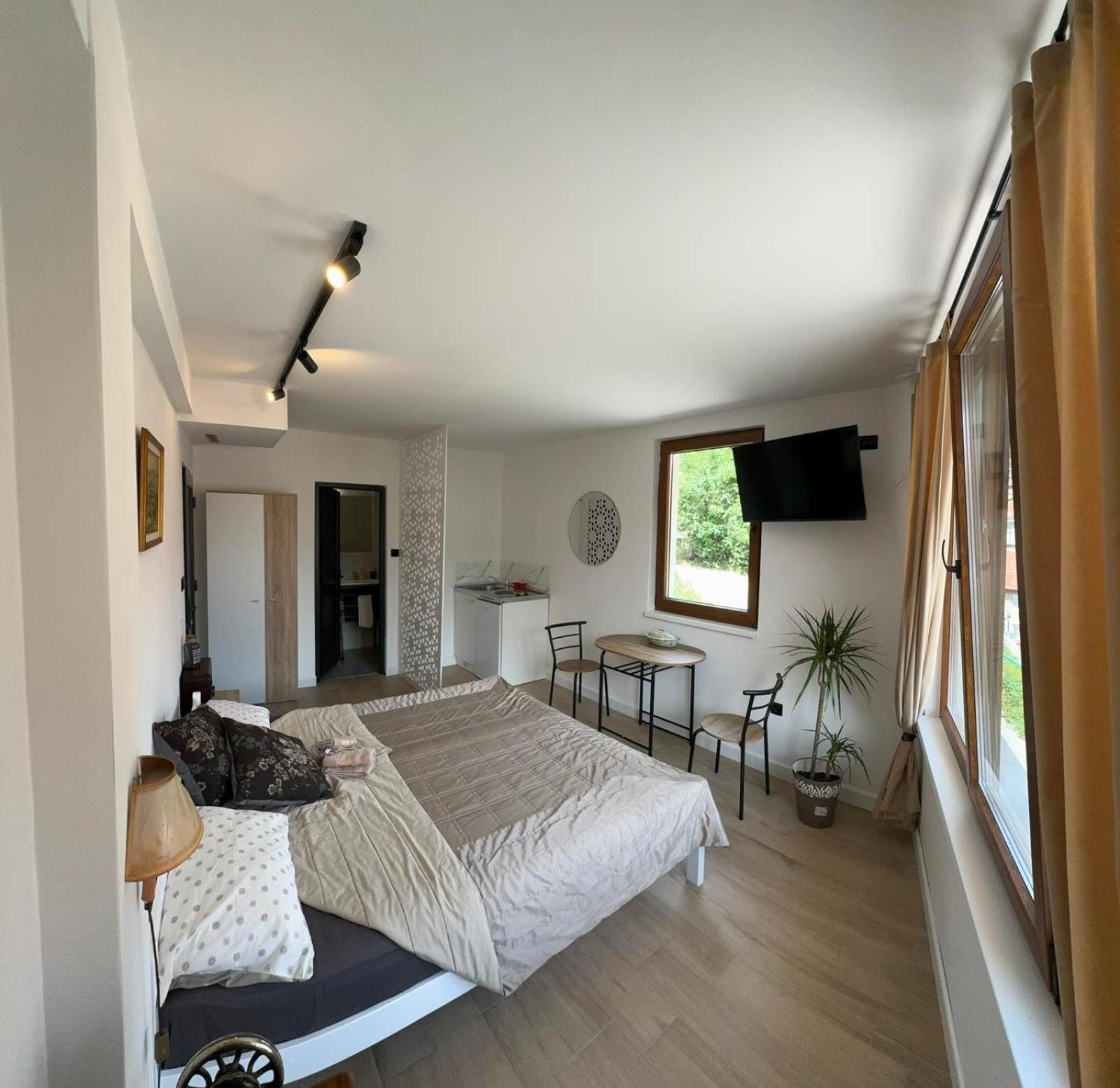 M apartments