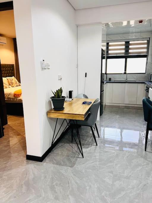 Energizing 2bedroom Apartment in Setlhoa Block 10