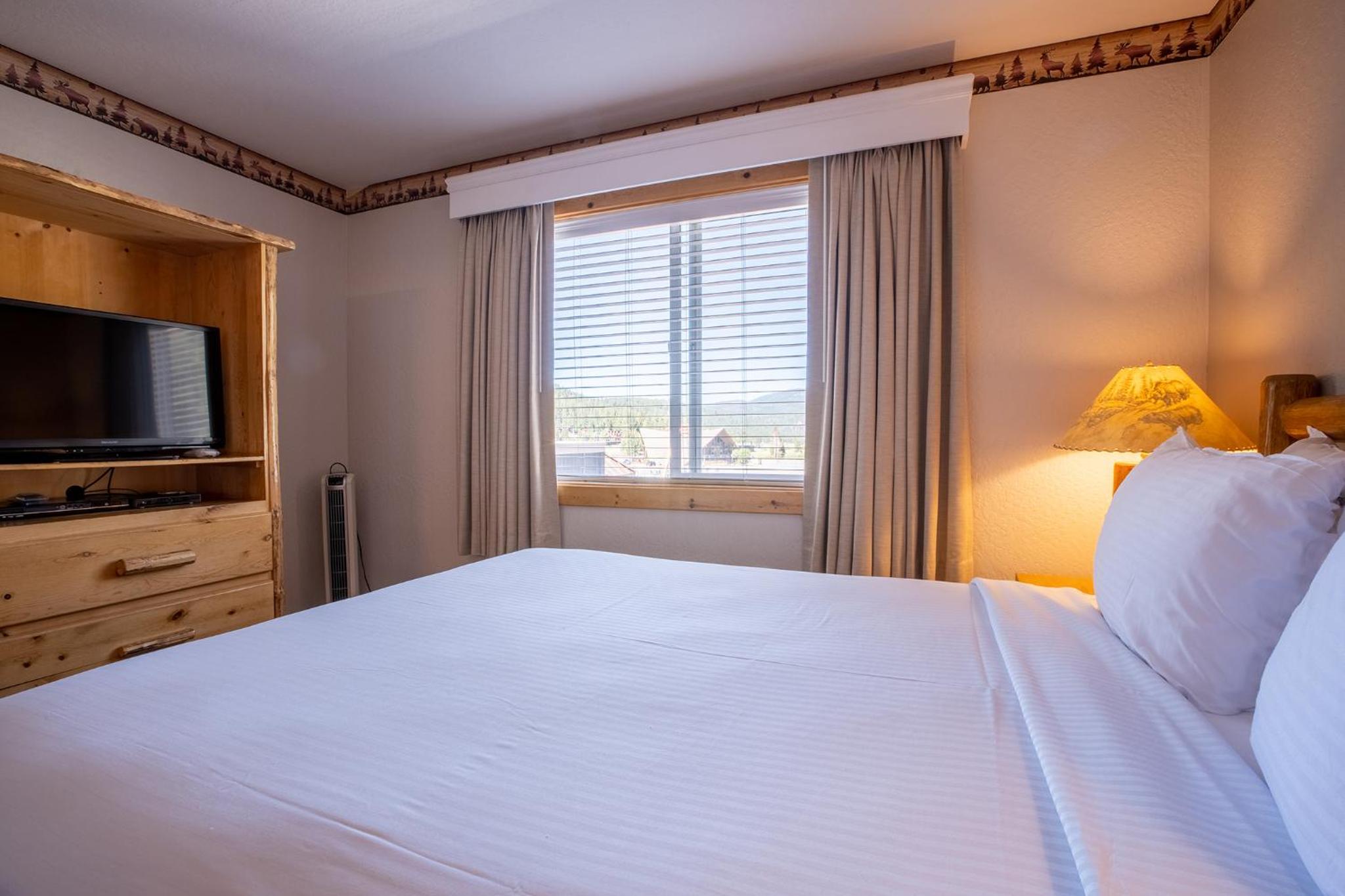 Red Wolf Lodge at Olympic Valley