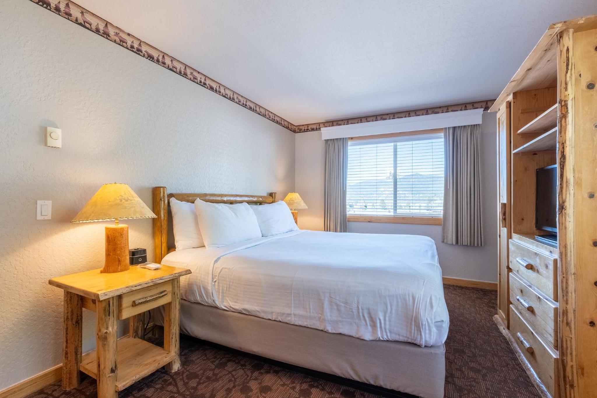 Red Wolf Lodge at Olympic Valley