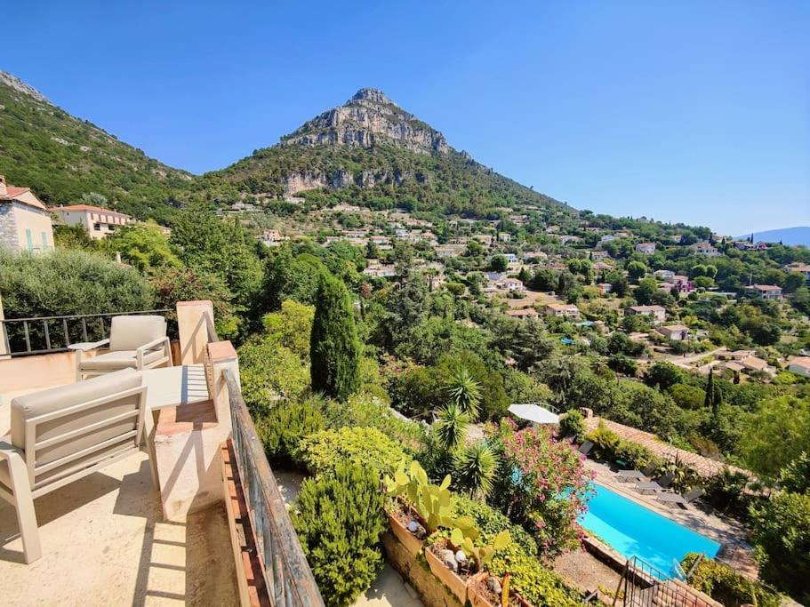 POOL, Panoramic VIEW Authentic Village Villa