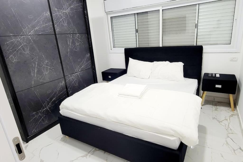 Beautiful Apartment in Ramat Gan next to SHEBA Hospital view 3