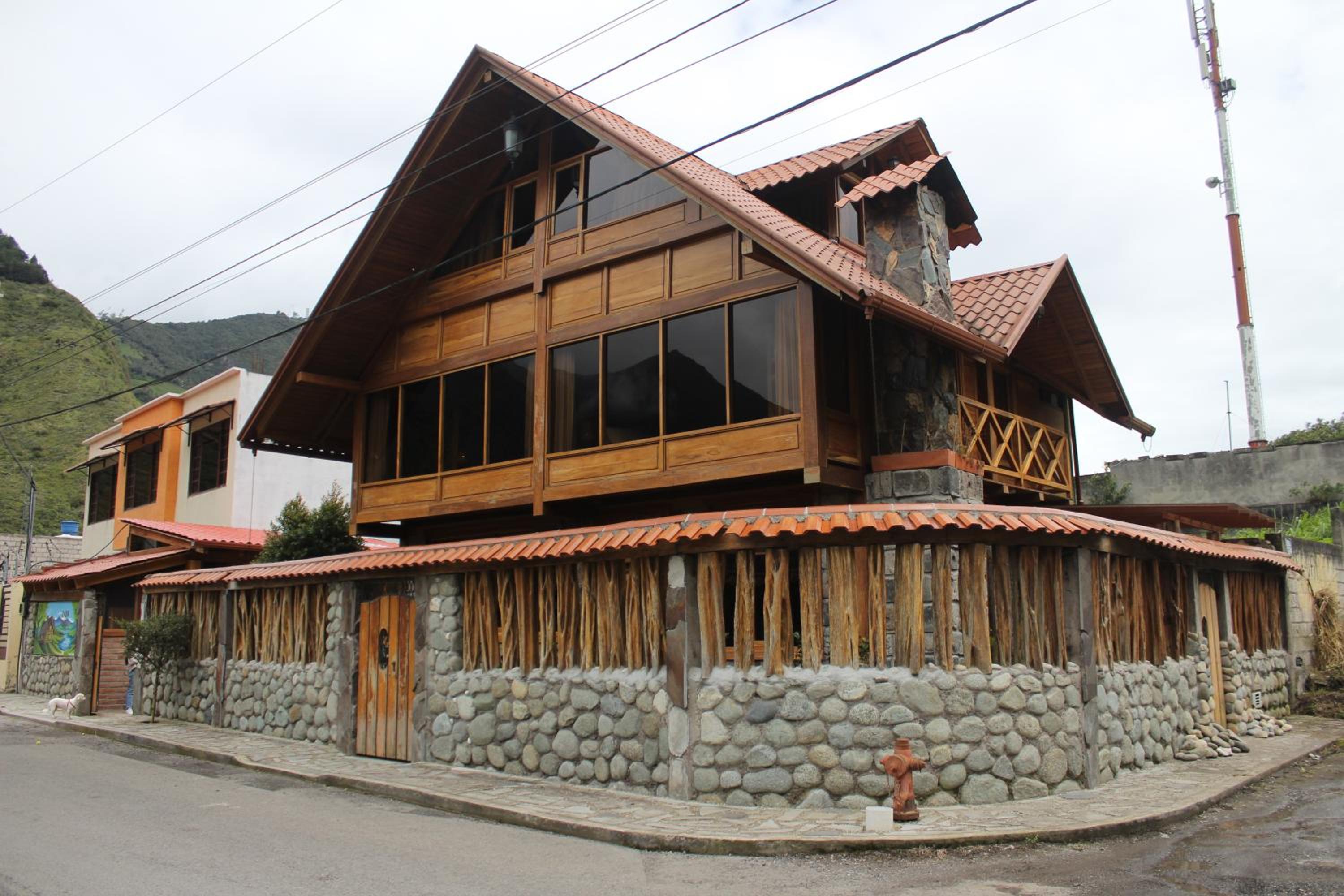 Caoba Lodge