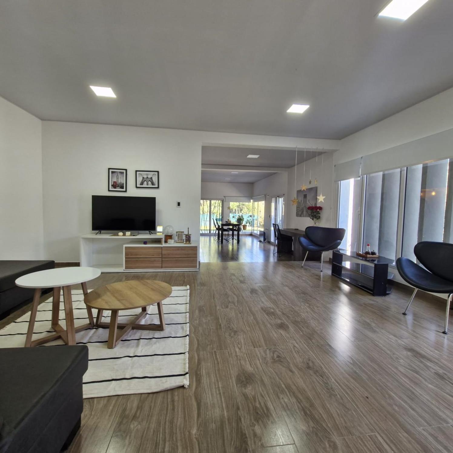 Casa COMODA Y MODERNA