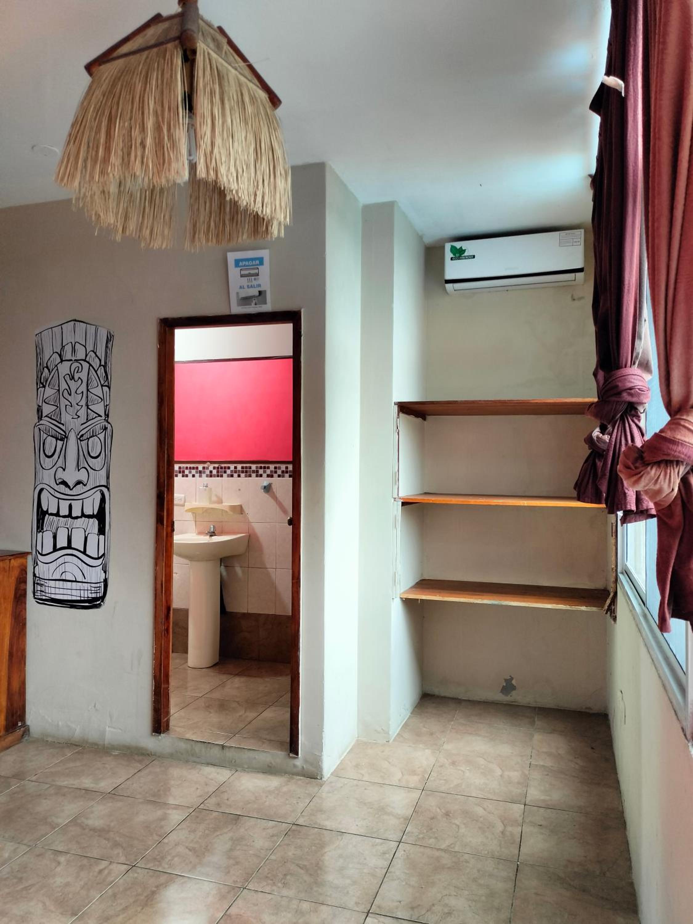 Casa Hostal I love Montañita