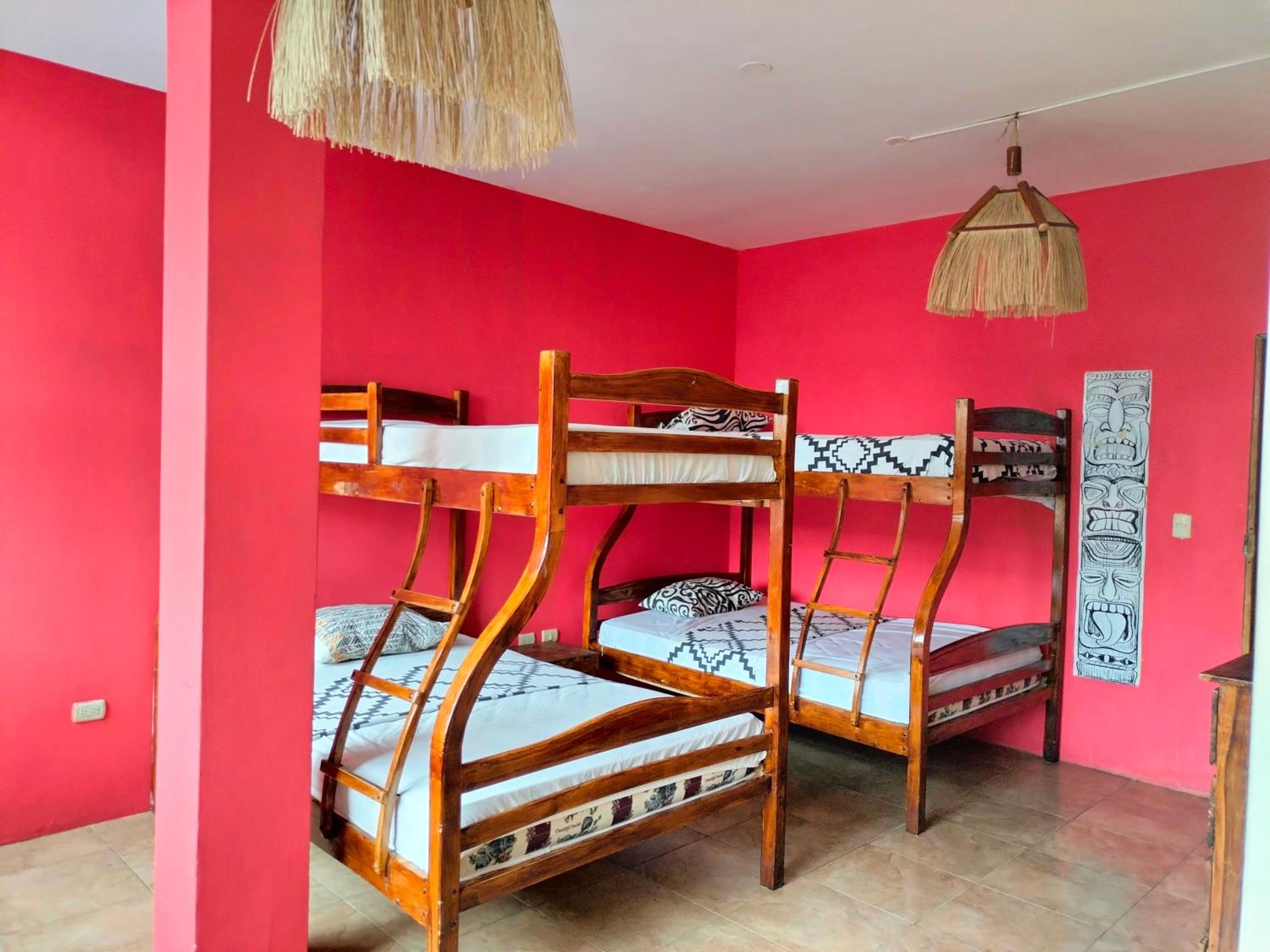 Casa Hostal I love Montañita