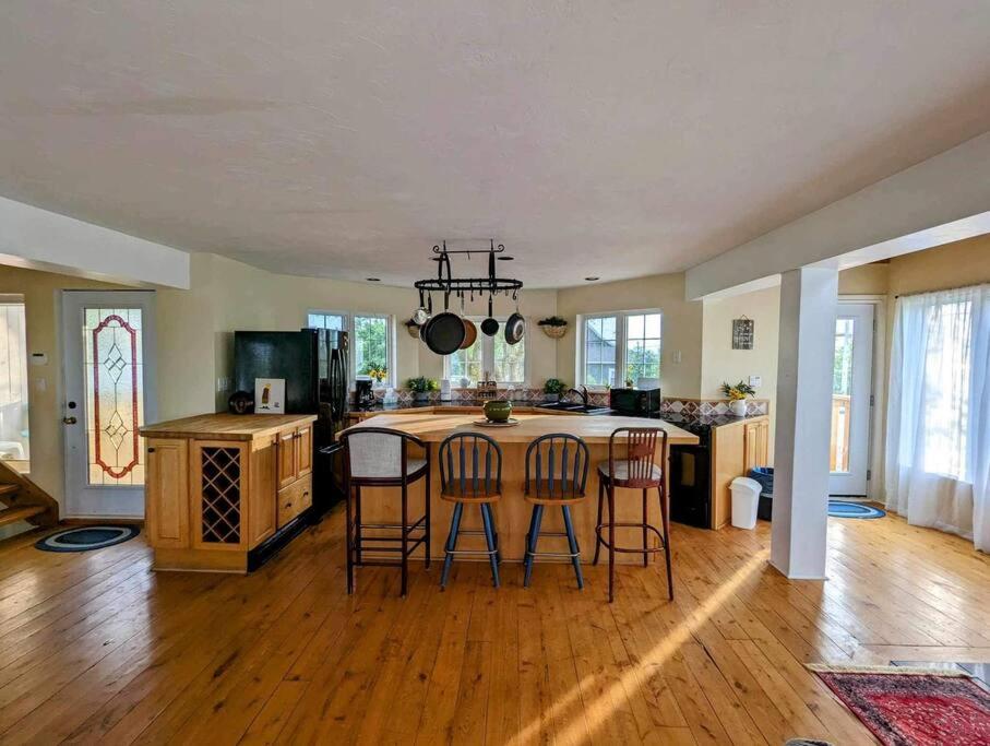 Beachside Serenity Cottage