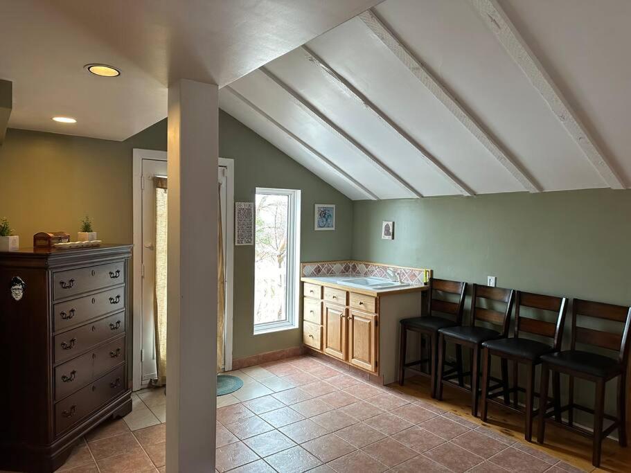 Beachside Serenity Cottage