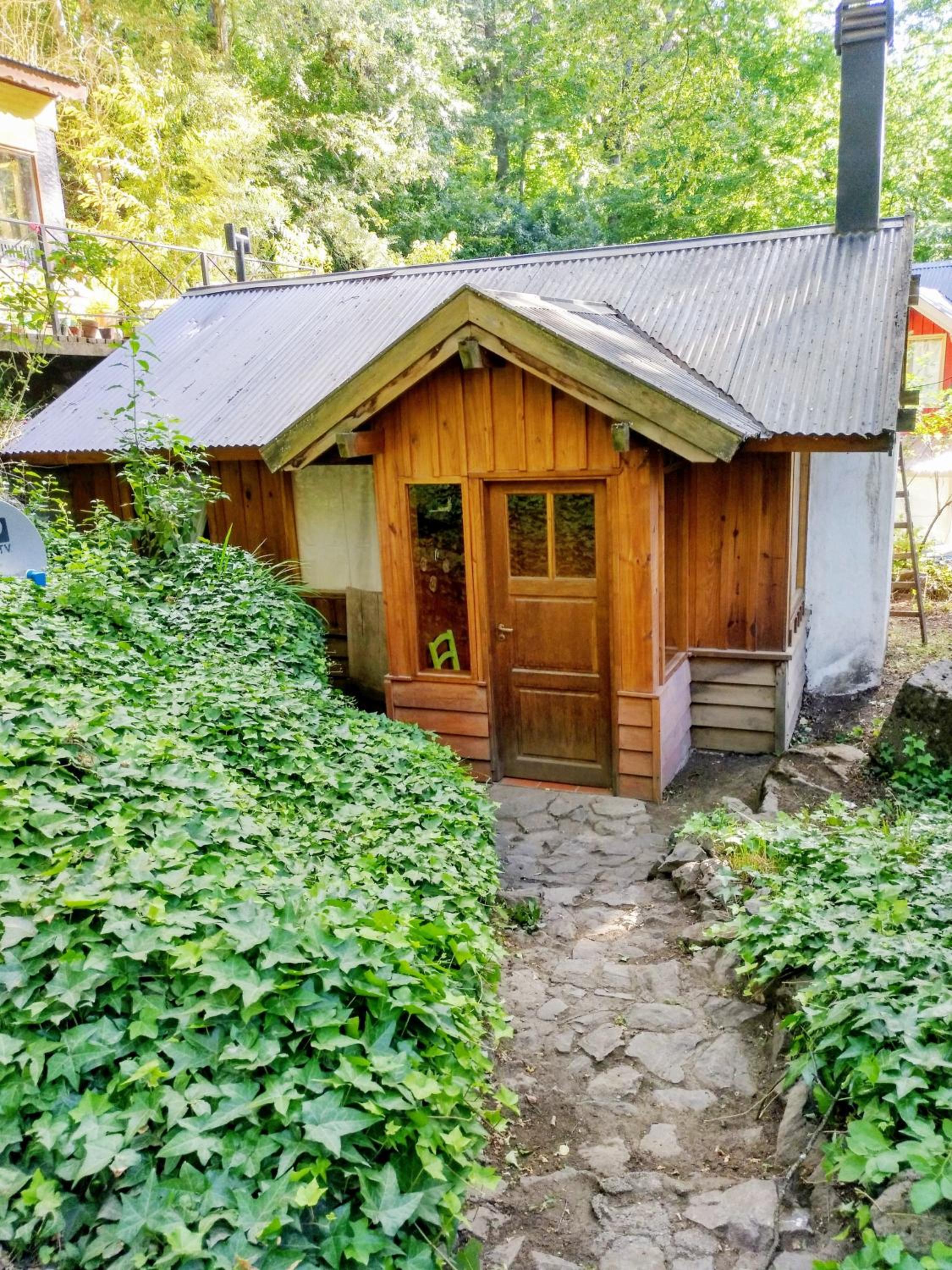Cabañita en el bosque