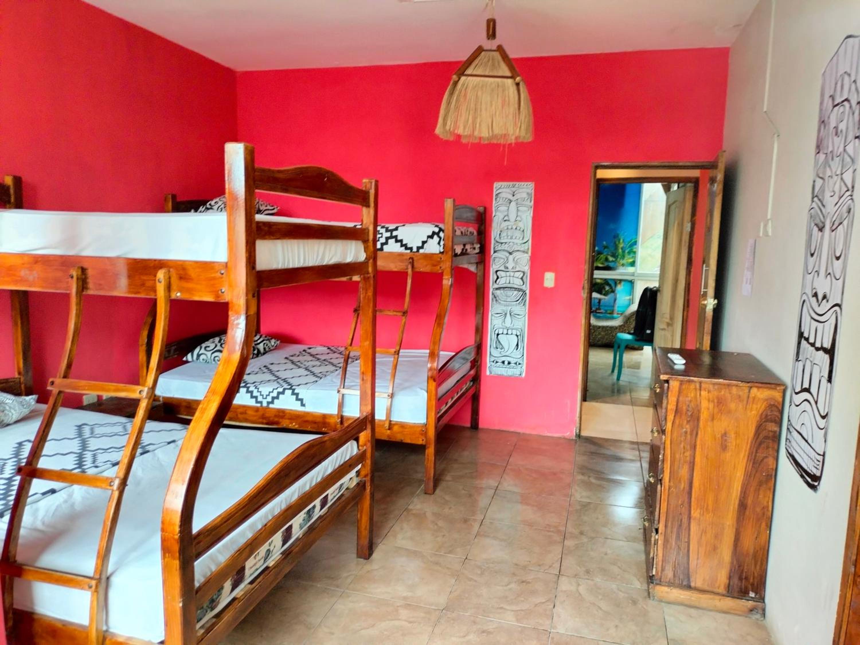 Casa Hostal I love Montañita