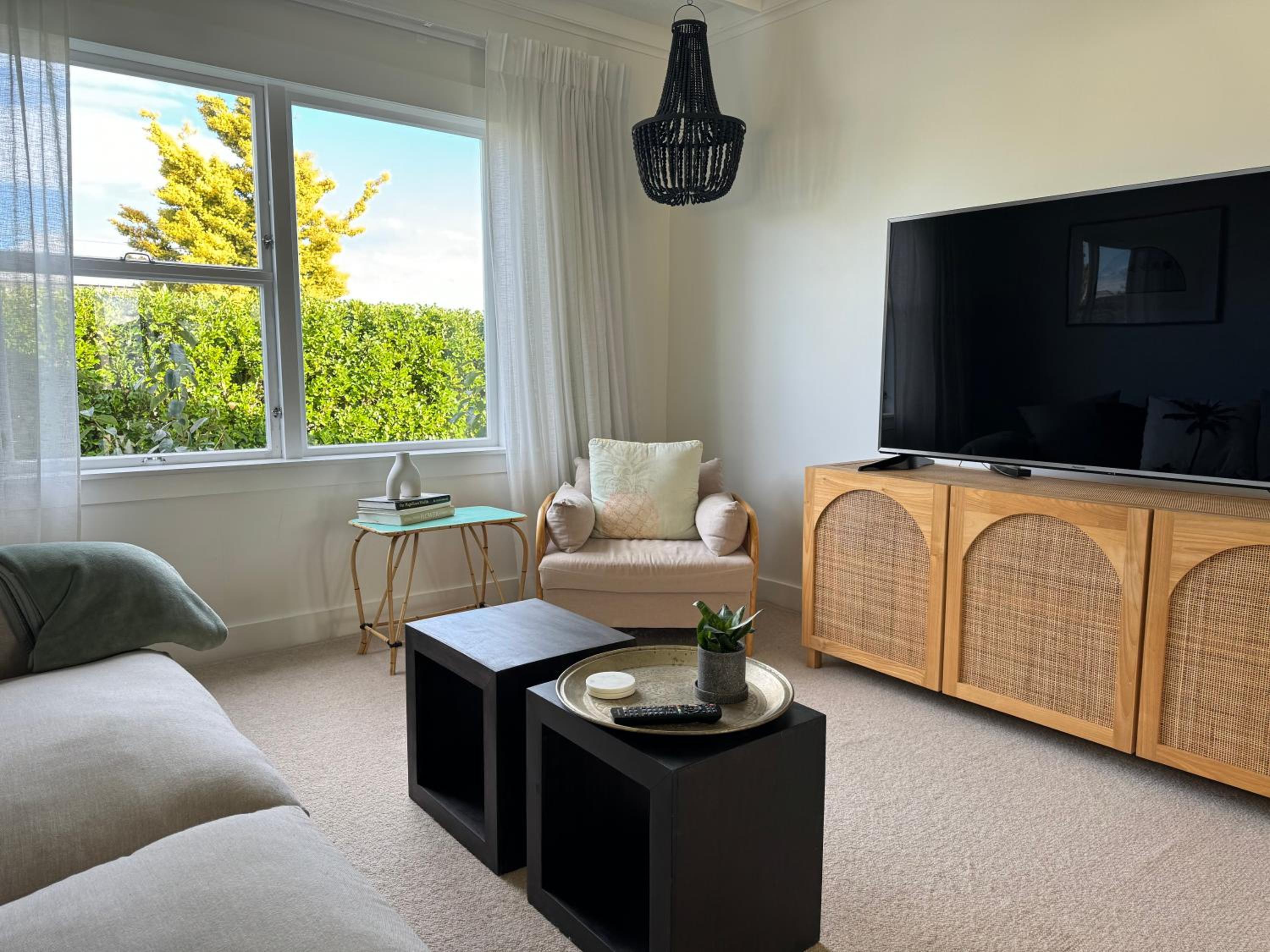 Luxury Magnolia Bungalow view 5