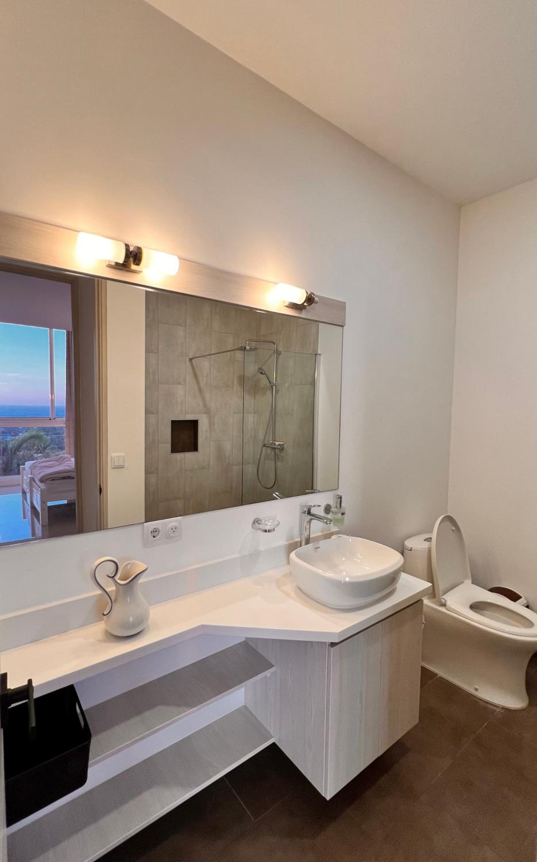 Panoramic Ocean View Suite