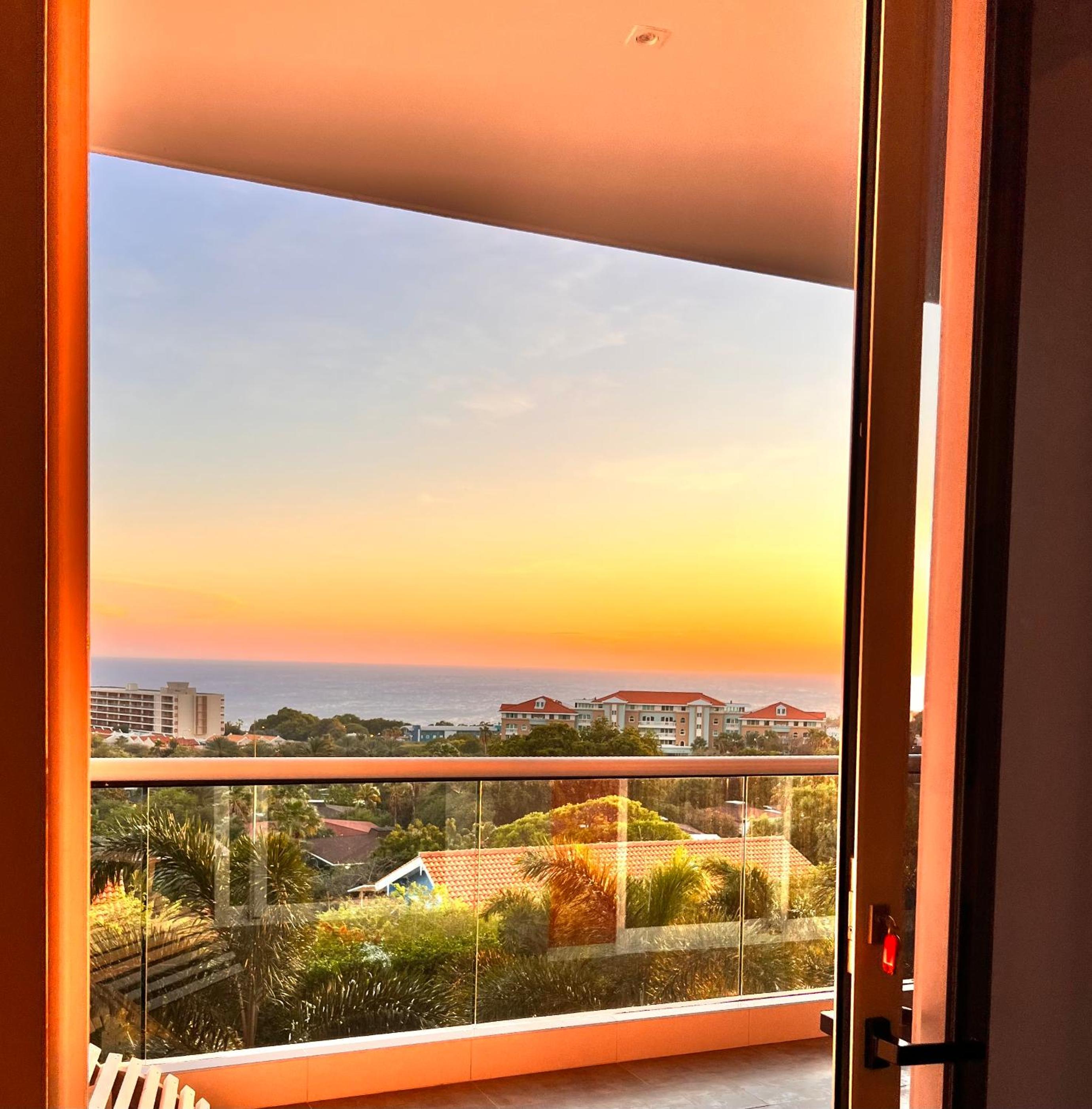 Panoramic Ocean View Suite