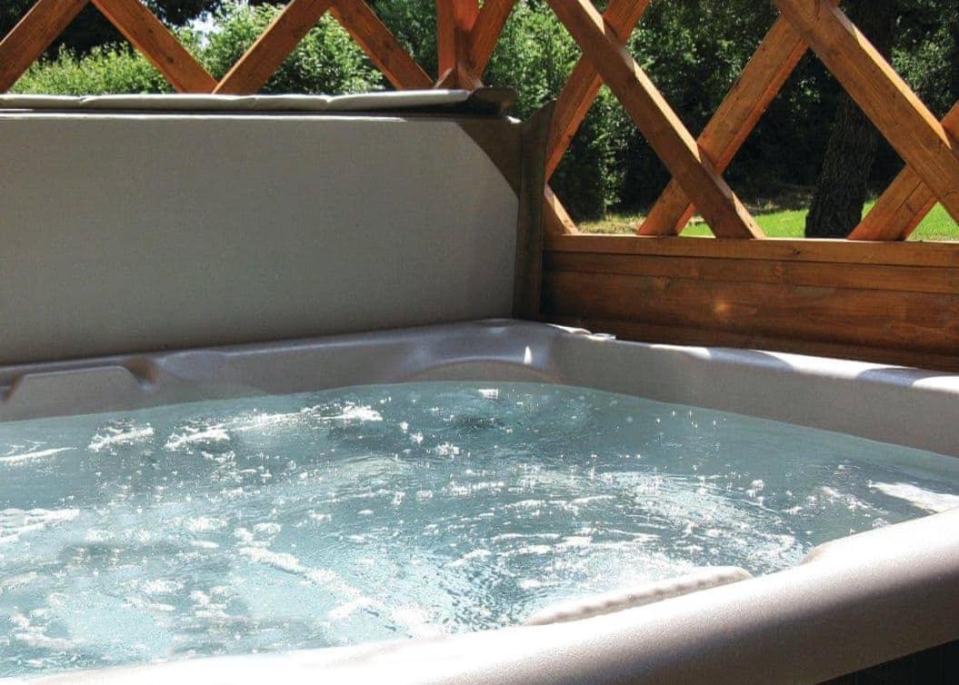 Fingle Glen Lodges