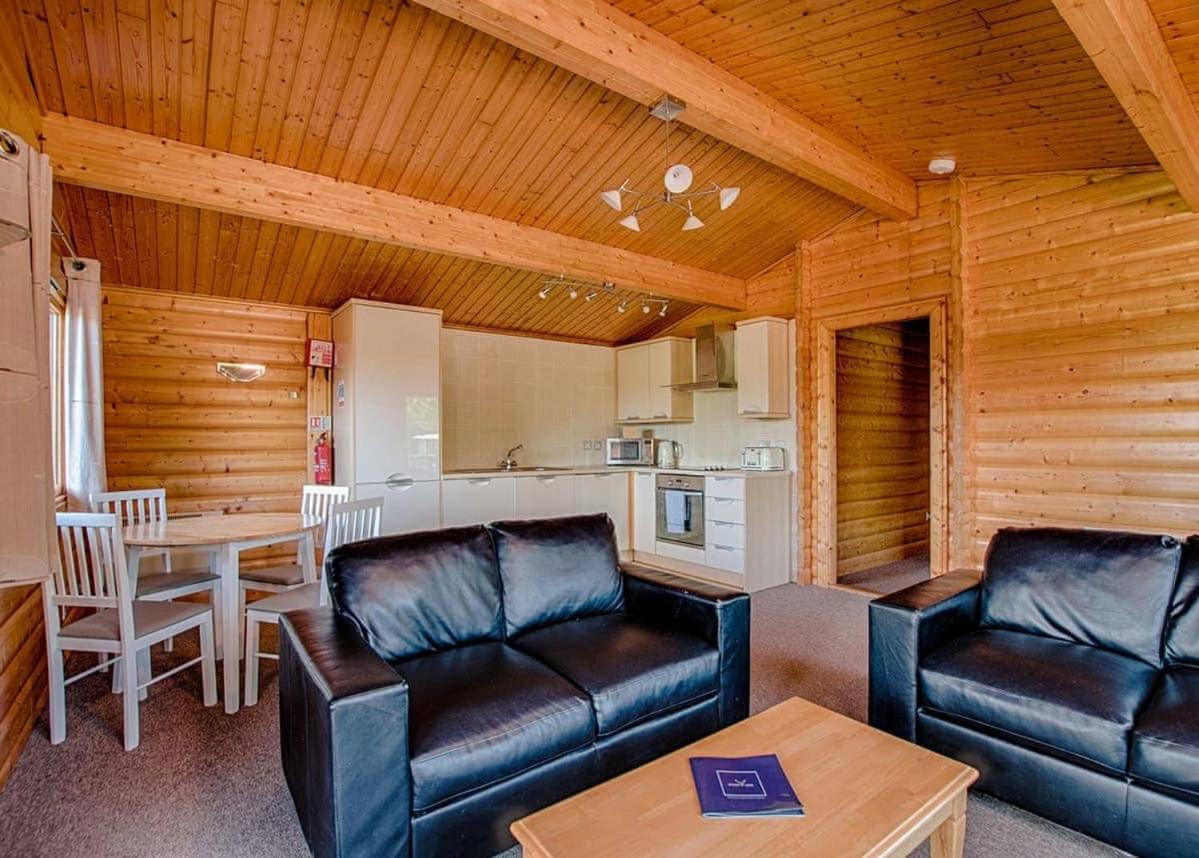 Fingle Glen Lodges