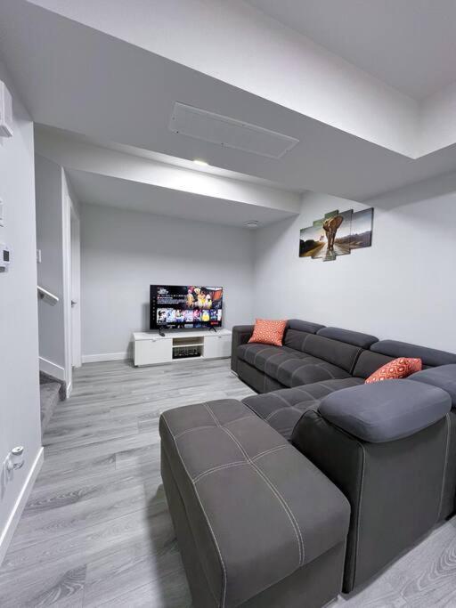 Guest Suite in SouthWest Edmonton
