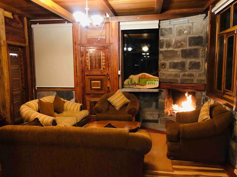 Caoba Lodge