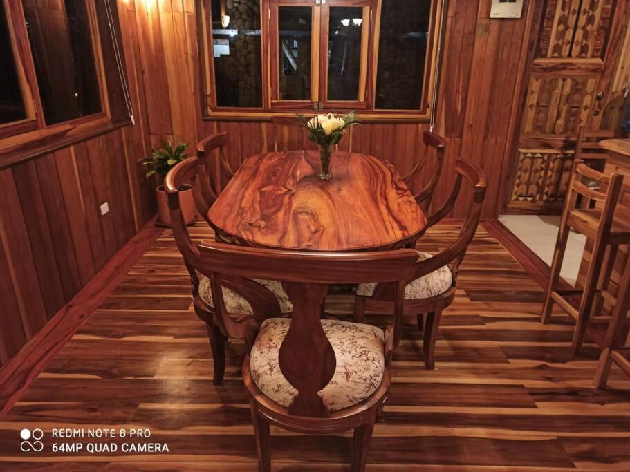 Caoba Lodge