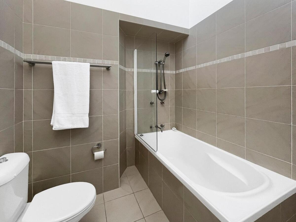 Family Getaway Opposite Warilla Beach