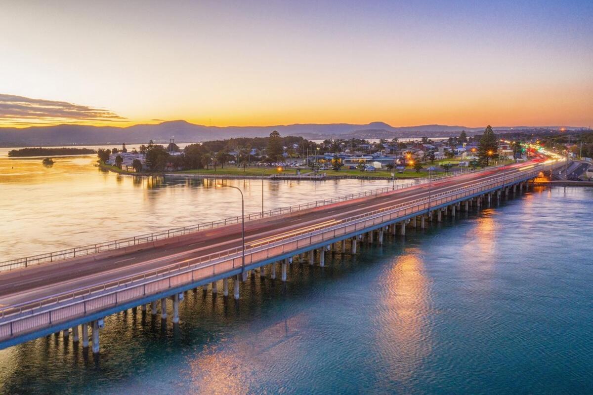Family Getaway Opposite Warilla Beach