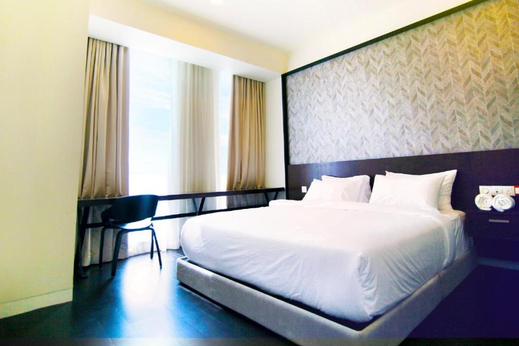 Tropicana The Residences by uBook