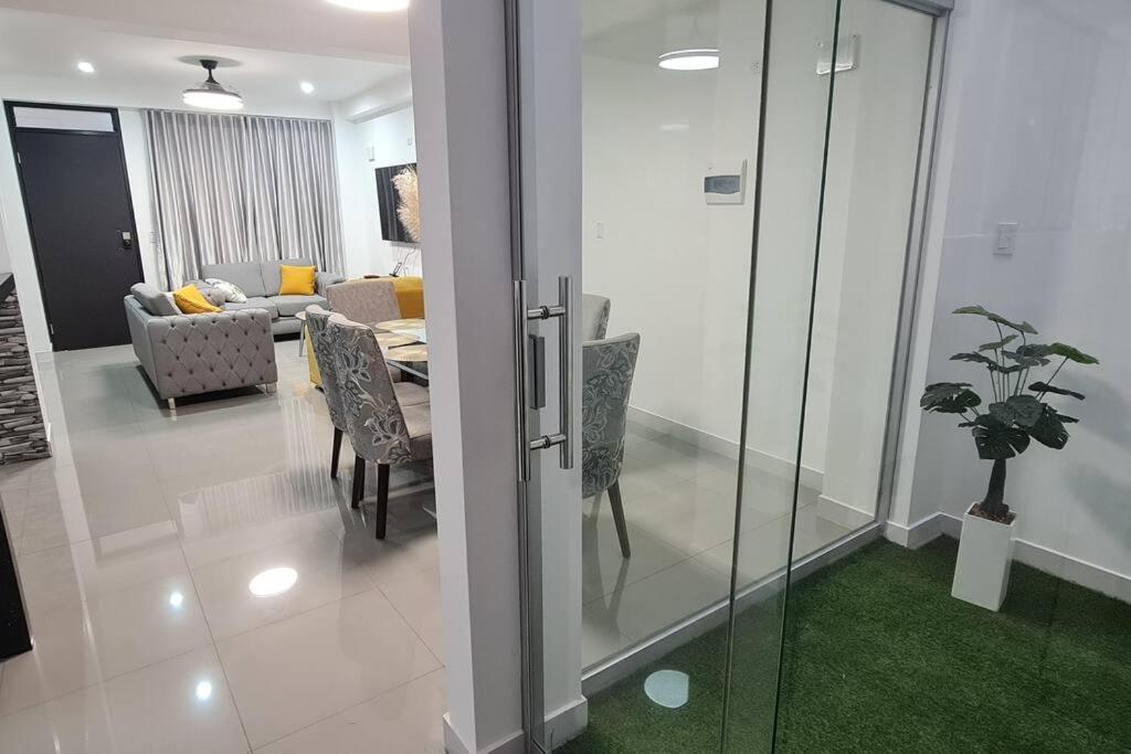 Lujoso Dep en Estreno Centrico Cochera porton Elec view 2