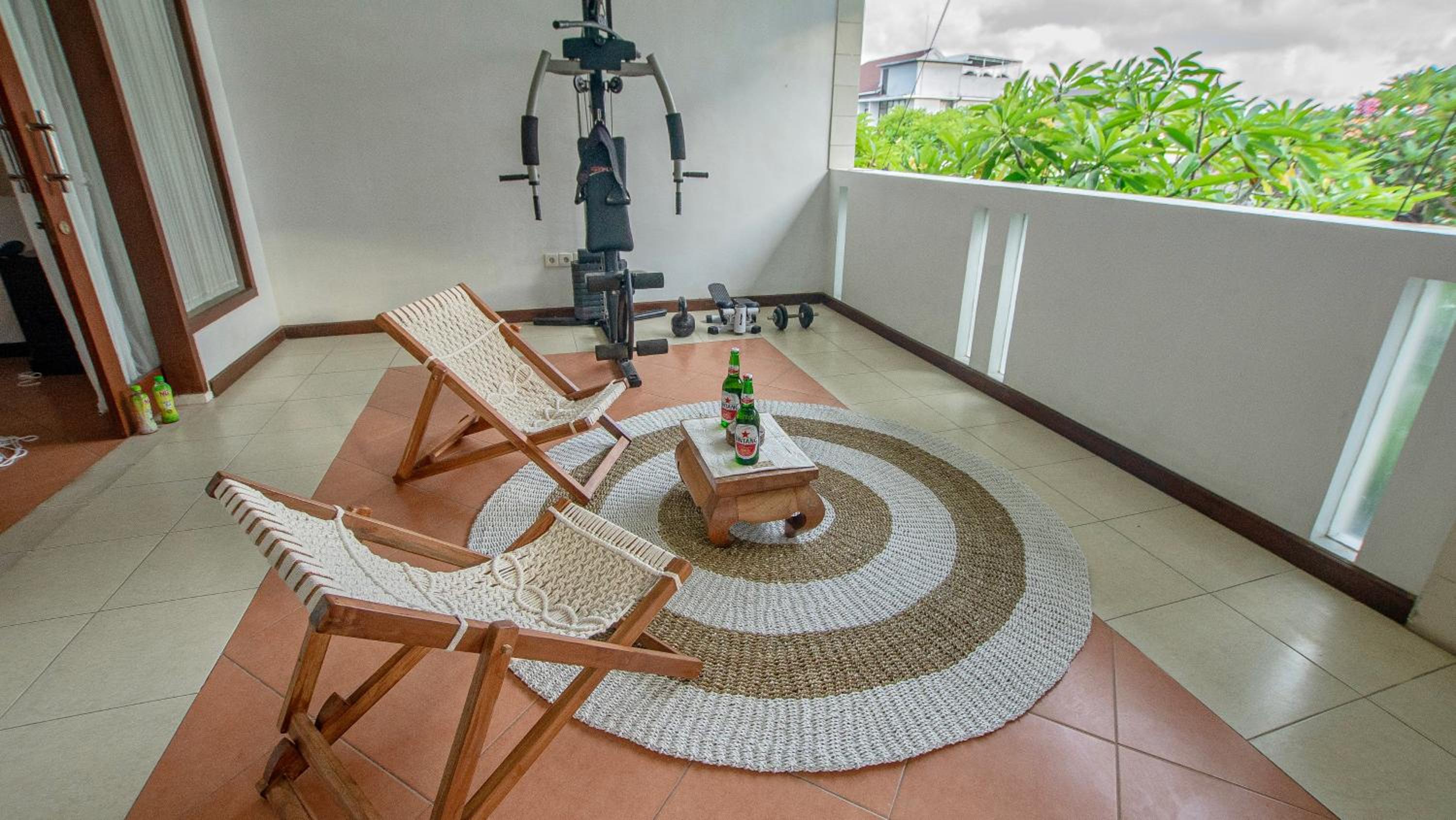 Leluhur 2 - 3BR, Free Nmax, Airport Pick Up and YT Premium