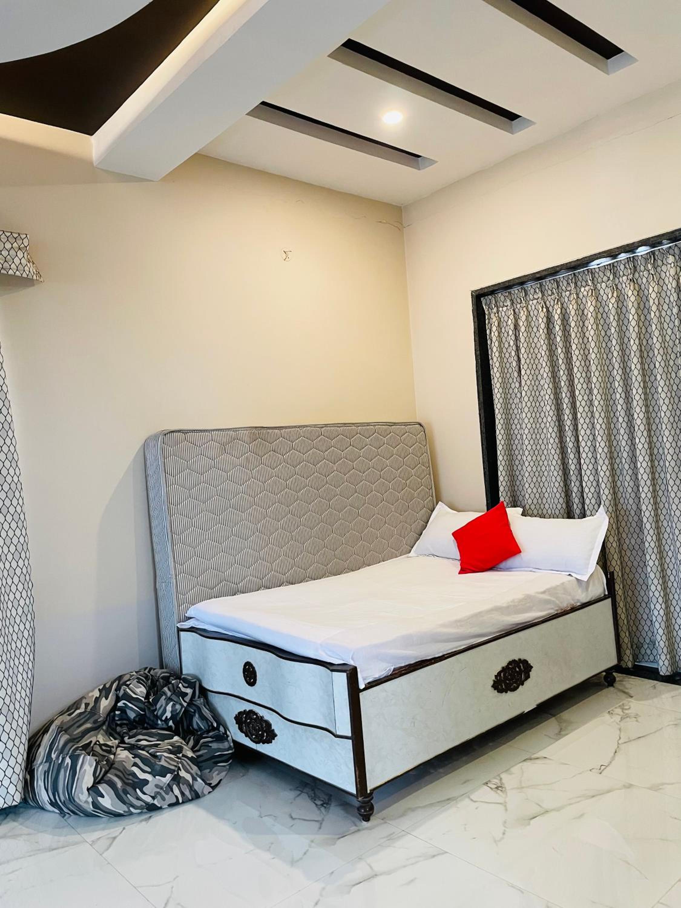 10 Majestic Villa view 2