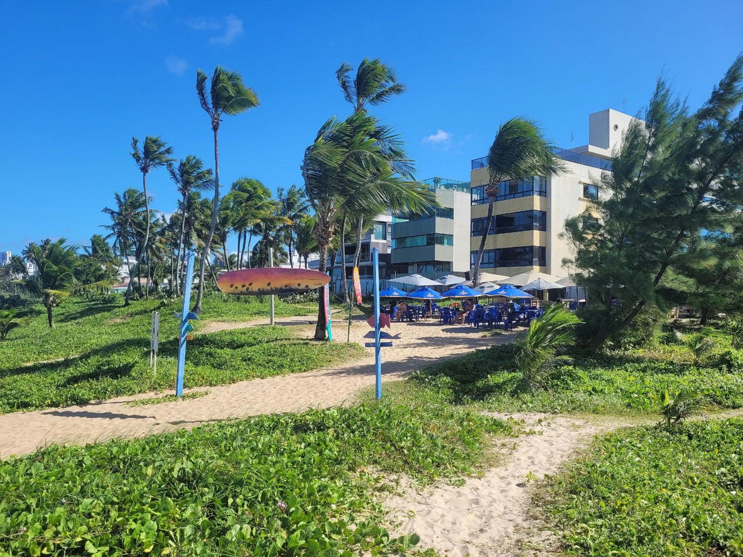 Flat 50m from the Beach with Balcony and Sea View