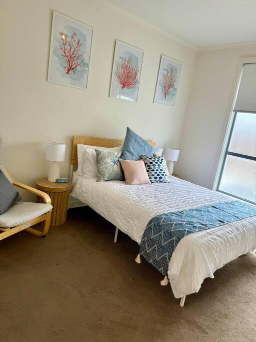 Beach Retreat- Christies Full home