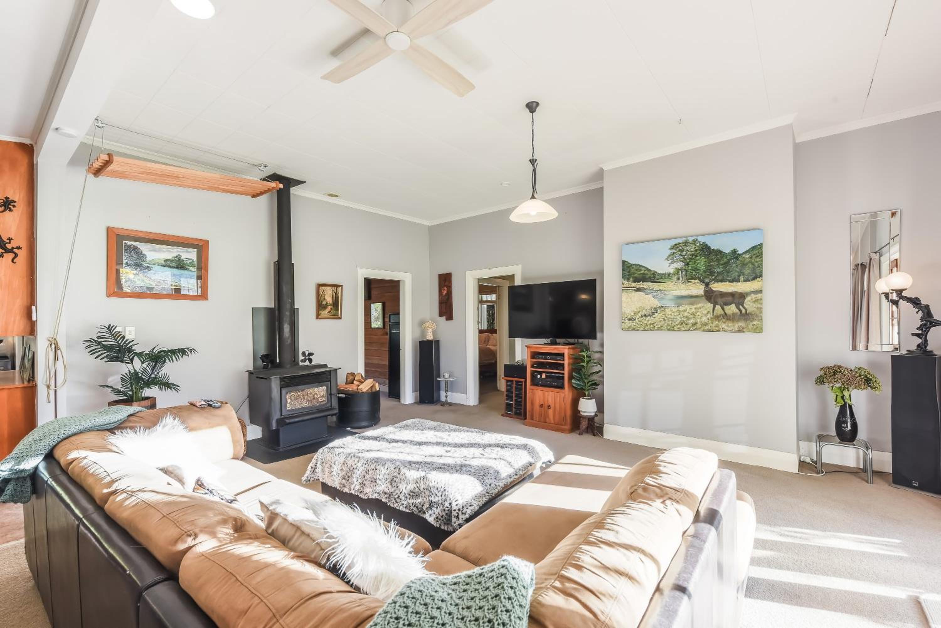 Fantail House Kaiuma Bay - Havelock Holiday Home view 3