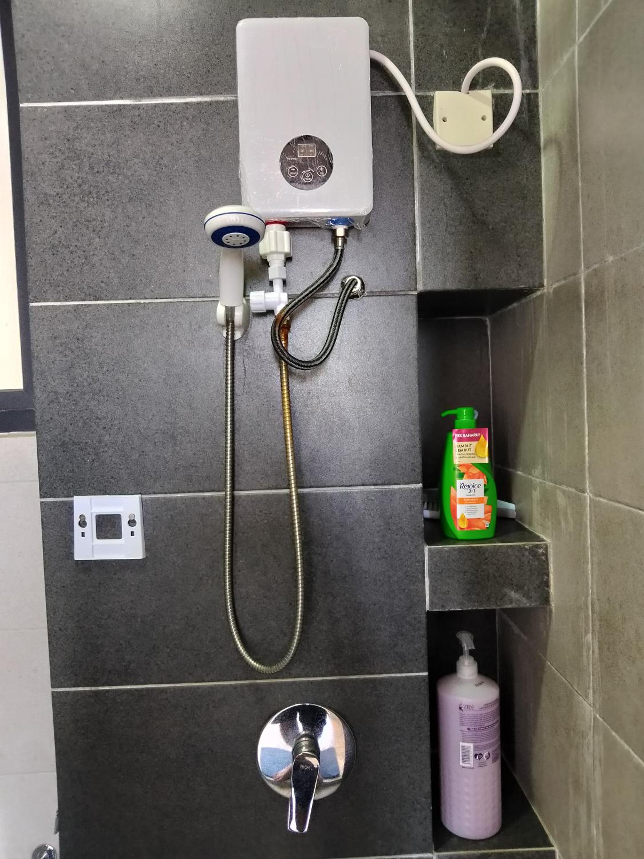 Urban suites Jelutong