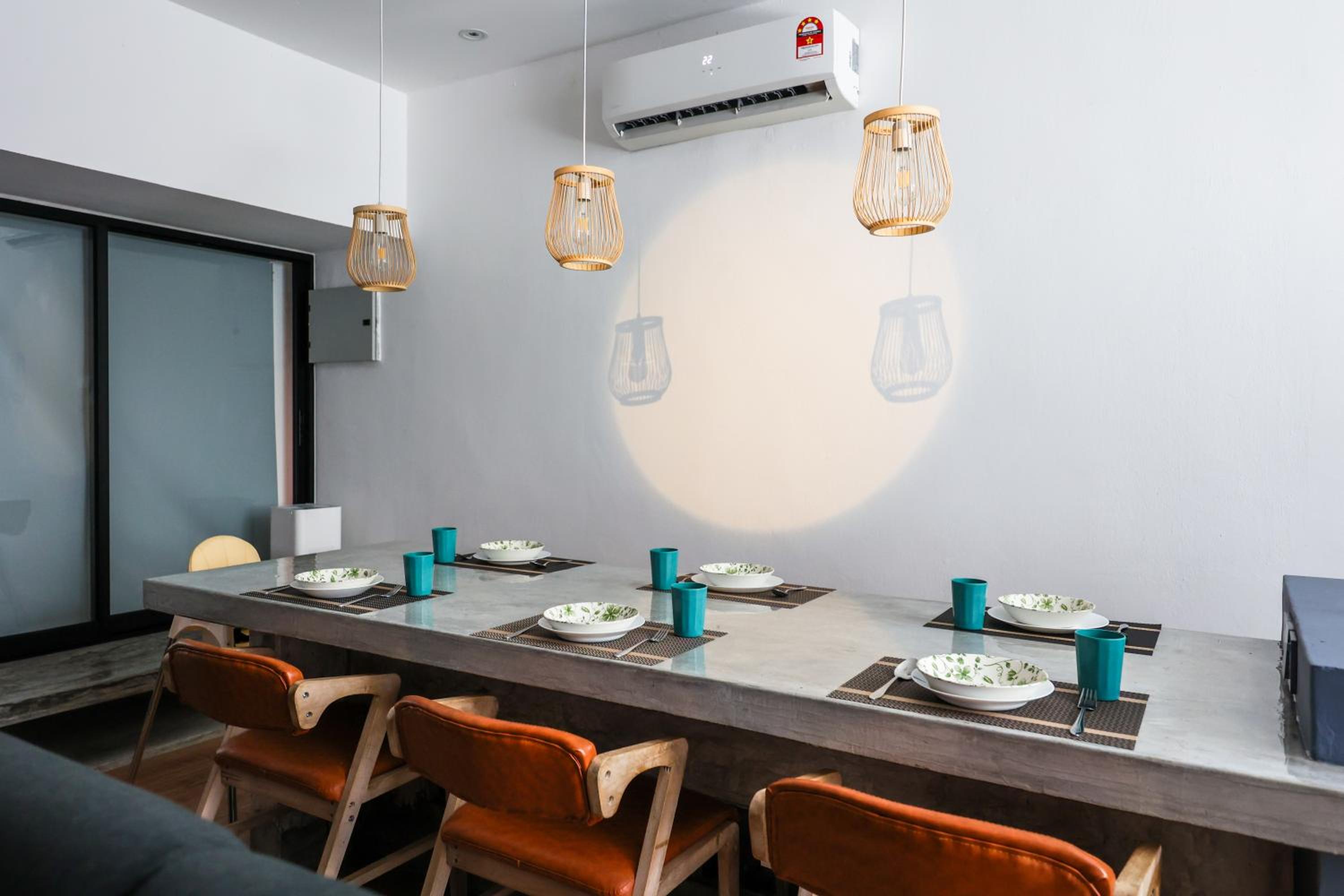 35 Cozy Homestay with projector Pool BBQ evcharger photo 6
